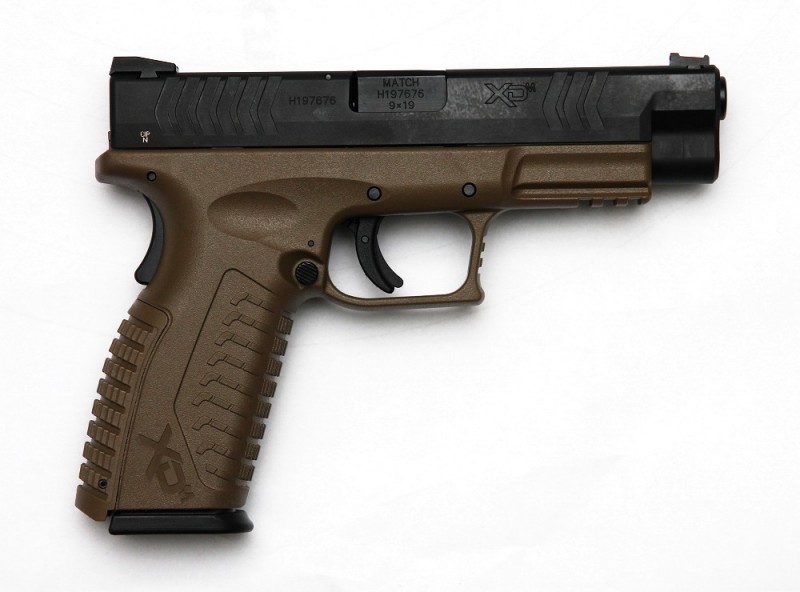 Standard 9 4.5 brown black