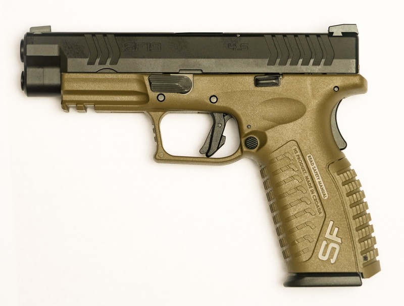HS SF 19 4.5  FDE / Black